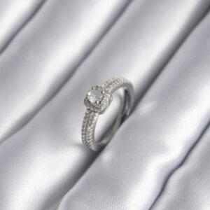 Tegan Pirinç Gümüş Renk Zirkon Taşlı Kadın Yüzük TG27BYK3902