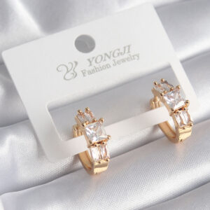 Tegan Pirinç Gold Renk Kare Zirkon Taşlı Kadın Küpe TG27BKP10373