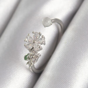 Tegan Pirinç Gümüş Renk Zirkon Taşlı Çiçek Model Kadın Yüzük TG27BYK3068