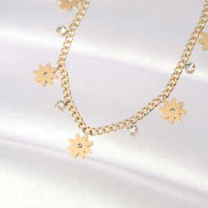 Tegan 316L Çelik Taşlı Gold Renk Çoklu Çiçek Kolye TG27BKO8480