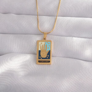 Tegan 316L Çelik Gold Renk Karışık Mineli El Figür Tarot Kolye TG27BKO9035