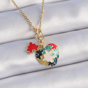 Tegan 316L Çelik Gold Renk Yapboz Motif Kalp Figür Charm Model Kadın Kolye TG27BKO9316