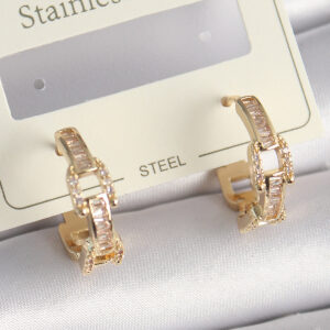 Tegan Pirinç Gold Renk Zirkon Taşlı Zincir Model Kadın Küpe TG27BKP10202