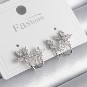 Tegan Pirinç Gümüş Renk Zirkon Taşlı Çiçek Model Kadın Küpe TG27BKP9746