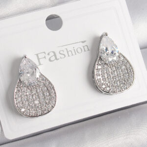 Tegan Pirinç Gümüş Renk Zirkon Taşlı Damla Model Kadın Küpe TG27BKP9940