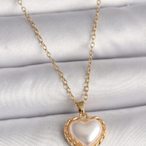 Tegan 316L Çelik Gold Renk Zincir 3D İnci Kalp Model Kadın Kolye TG27BKO9713