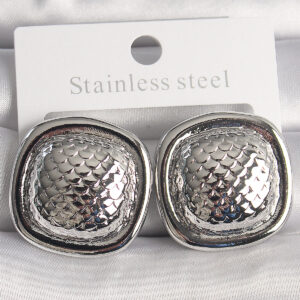 Tegan Pirinç Gümüş Renk İşlemeli Kare Model Kadın Küpe TG27BKP10156