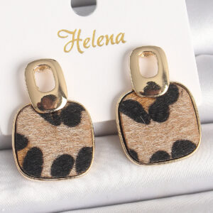 Tegan Pirinç Gold Renk Sallantı Kare Leopar Model Kadın Küpe TG27BKP10338