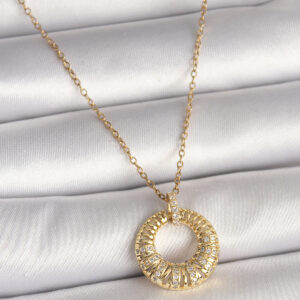 Tegan 316L Çelik Gold Renk Zincir Zirkon Taş İşlemeli Daire Model Kadın Kolye TG27BKO9968