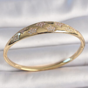 Tegan Pirinç Gold Renk Zirkon Taşlı Yıldız İşlemeli Kadın Kelepçe TG27BB6922