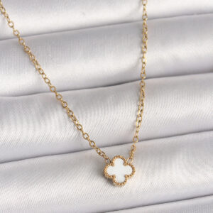 Tegan 316L Çelik Gold Renk Beyaz Yonca Model Kadın Kolye TG27BKO10019