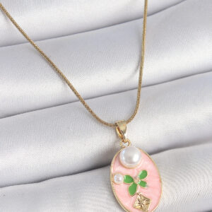 Tegan 316L Çelik Gold Renk Zincir Pembe Mineli Oval İncili Çiçek İşlemeli Portre Model Kadın Kolye TG27BKO10176