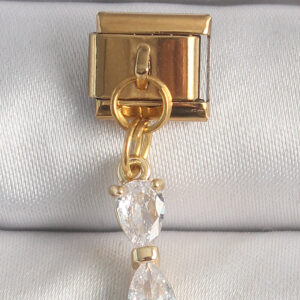 Tegan 316L Çelik Gold Renk Sallantı Zirkon Taşlı Kurdele Model Nomination Charm TG27BC1351