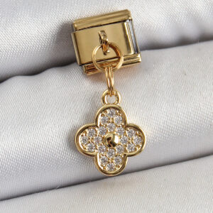 Tegan 316L Çelik Sallantılı Zirkon Taşlı Yonca Model Gold Renk Nomination Charm TG27BC1405