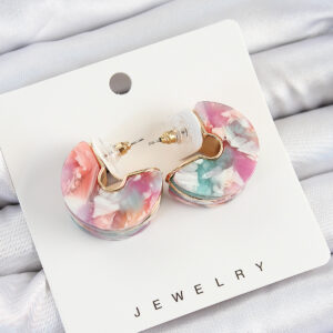 Tegan Pirinç Mermer Desenli Vintage Yarım Halka Model Gold Renk Kadın Küpe TG27BKP10763