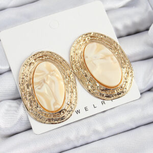 Tegan Pirinç Mermer Desenlli Bej Sedef Oval Vintage Model Gold Renk Kadın Küpe TG27BKP10778