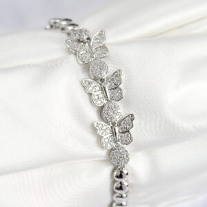 Tegan Pirinç Zirkon Taşlı Kelebek Model Gümüş Renk Kadın Bileklik TG27BB7892