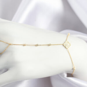 Tegan Pirinç Zirkon Taşlı Yonca Model Gold Renk Şahmeran TG27SN719
