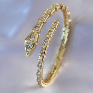 Tegan VIP Seri Yılan Model Gold Renk Kadın Kelepçe Bileklik TG27BB5489