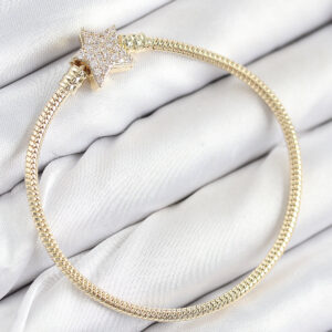 Tegan Pirinç Charm Zirkon Taşlı Yıldız Model Gold Renk Kadın Bileklik TG27BB7810