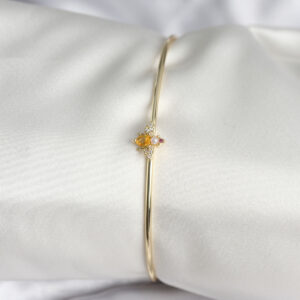 Tegan Sinek Figürlü Gold Renk Pirinç Kadın Bileklik TG27BB8000