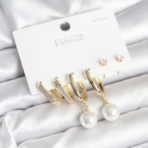 Tegan Pirinç Gold Renk İnci Detaylı 925 Ayar Gümüş Çivili Kadın Küpe Seti TG27BKP11259