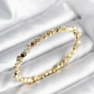 Tegan Zirkon Taşlı Küp Şerit Model Pirinç Gold Renk Kadın Bileklik TG27BB8022