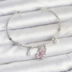 Tegan Pembe Kelebek Charmlı Gümüş Renk Kadın Bileklik TG27BB8032