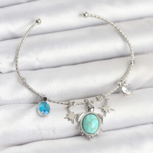 Tegan Caretta Caretta Charmlı Gümüş Renk Kadın Bileklik TG27BB8034