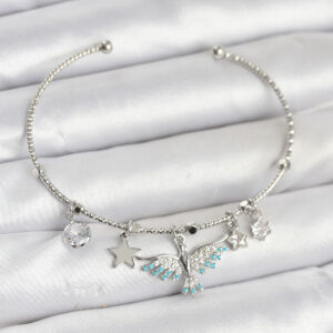 Tegan Anka Kuşu Charmlı Gümüş Renk Pirinç Kadın Bileklik TG27BB8040