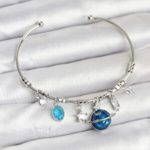 Tegan Gezegen Charmlı Gümüş Renk Pirinç Kadın Bileklik TG27BB8048