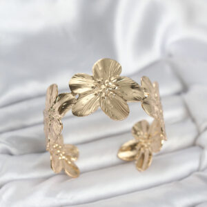 Tegan Çiçek Model Pirinç Levha Kadın Bileklik TG27BB8051