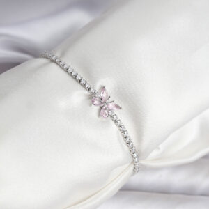 Tegan Kelebek Model Zirkon Taşlı Gümüş Renk Pirinç Su Yolu Kadın Bileklik TG27BB8103