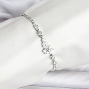 Tegan Çiçekli Model Zirkon Taşlı Gümüş Renk Su Yolu Kadın Bileklik TG27BB8111