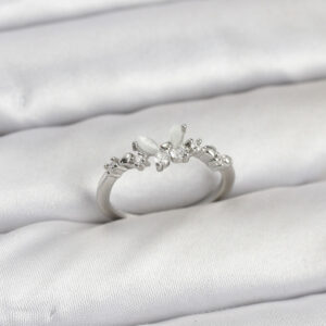 Tegan Kelebek Model Gümüş Renk Pirinç Kadın Yüzük TG27BYK3920