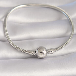 Tegan Pirinç Gümüş Renk İşleme Detay Charm Model Kadın Bileklik TG27BB5989