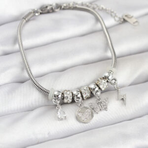 Tegan Pirinç Gümüş Renk Kelebek Charmlı Kadın Bileklik TG27BB8192