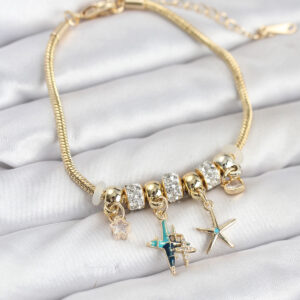 Tegan Pirinç Gold Renk Yıldız Model Charmlı Kadın Bileklik TG27BB8201