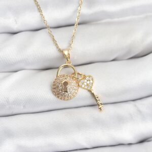 Tegan 316L Çelik Zincir Gold Renk Kilit Anahtar Model Zirkon Taşlı Kadın Kolye TG27BKO10881