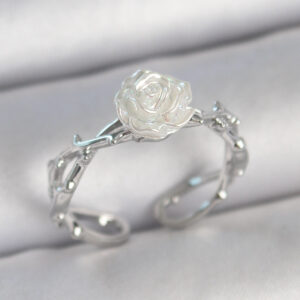 Tegan Pirinç Gümüş Renk Beyaz Gül Model Ayarlanabilir Kadın Yüzük TG27BYK3730
