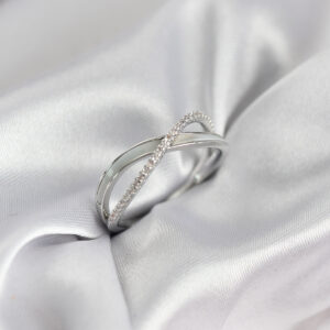 Tegan Zirkon Taşlı Sarmal Sedefli Gümüş Renk Kadın Yüzük TG27BYK3926