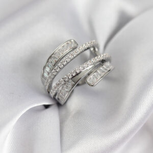 Tegan Sarmal Zirkon Baget Taşlı Gümüş Renk Kadın Yüzük TG27BYK3929