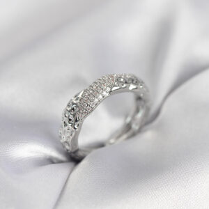 Tegan Zirkon Taşlı Puntalı Gümüş Renk Kadın Yüzük TG27BYK3988