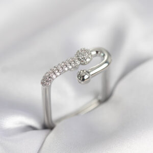 Tegan Gümüş Renk Zirkon Taşlı Tifani Model Kare Kadın Yüzük TG27BYK4002