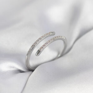 Tegan Gümüş Renk Yılan Kuyruk Model Zirkon Taşlı Kadın Yüzük TG27BYK4027