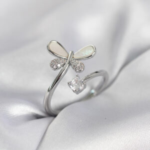 Tegan Gümüş Renk Yusufçuk Model Zirkon Taşlı Kadın Yüzük TG27BYK4043