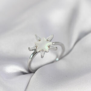 Tegan Gümüş Renk Yıldız Model Sedefli Zirkon Taşlı Kadın Yüzük TG27BYK4051