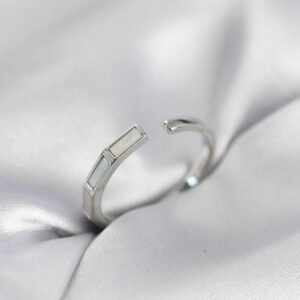 Tegan Gümüş Renk Sedefli Çubuk Model Kadın Yüzük TG27BYK4081