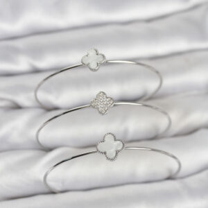 Tegan Gümüş Renk Yonca Model Zirkon Taşlı 3'lü Kadın Bileklik Kombini TG27BB8344