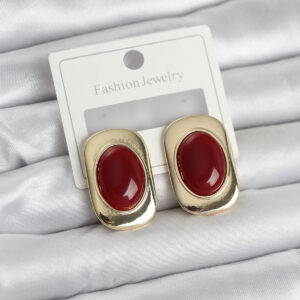 Tegan Bordo Renk Kare Model Vintage Kadın Küpe TG27BKP11658